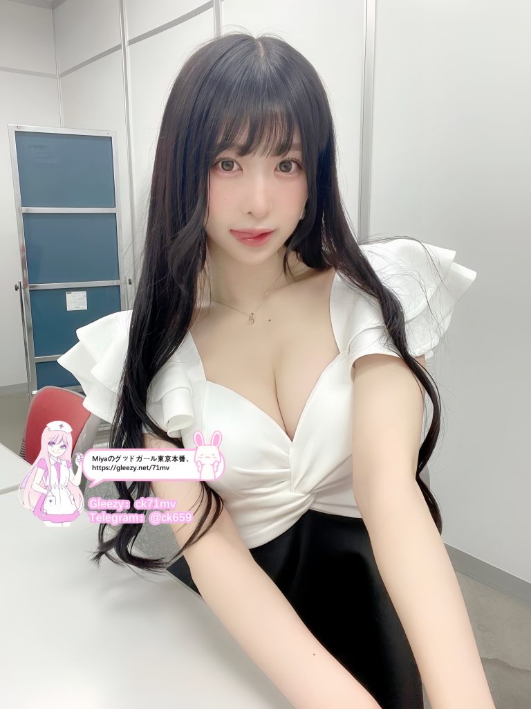 彼女の胸が俺に当たって息をしてるだけで、もうイッた」——東京Eカップ花凜、夢みたいに優しい時間
