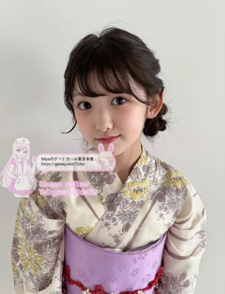 「もっと腰動かして？そう、いい子ね。私が上に乗ったら…逃げられないよ。騎乗位好きなんでしょ？私が動くたびに、あなたもう止められなくなるから…覚悟して。」