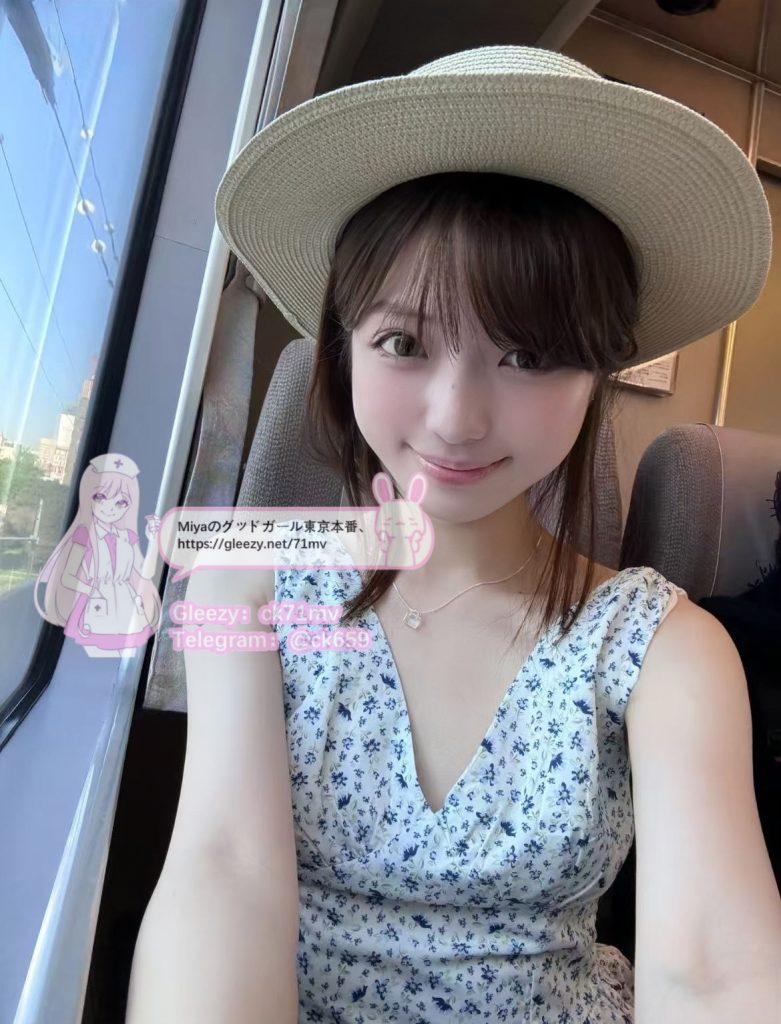 「私、ちょっとドジだけど…夜はちゃんとあなたを満足させるよ？ほら…69してあげる。私の舌が止まらなくなったら、最後まで出していいよ…全部飲んであげるから…」