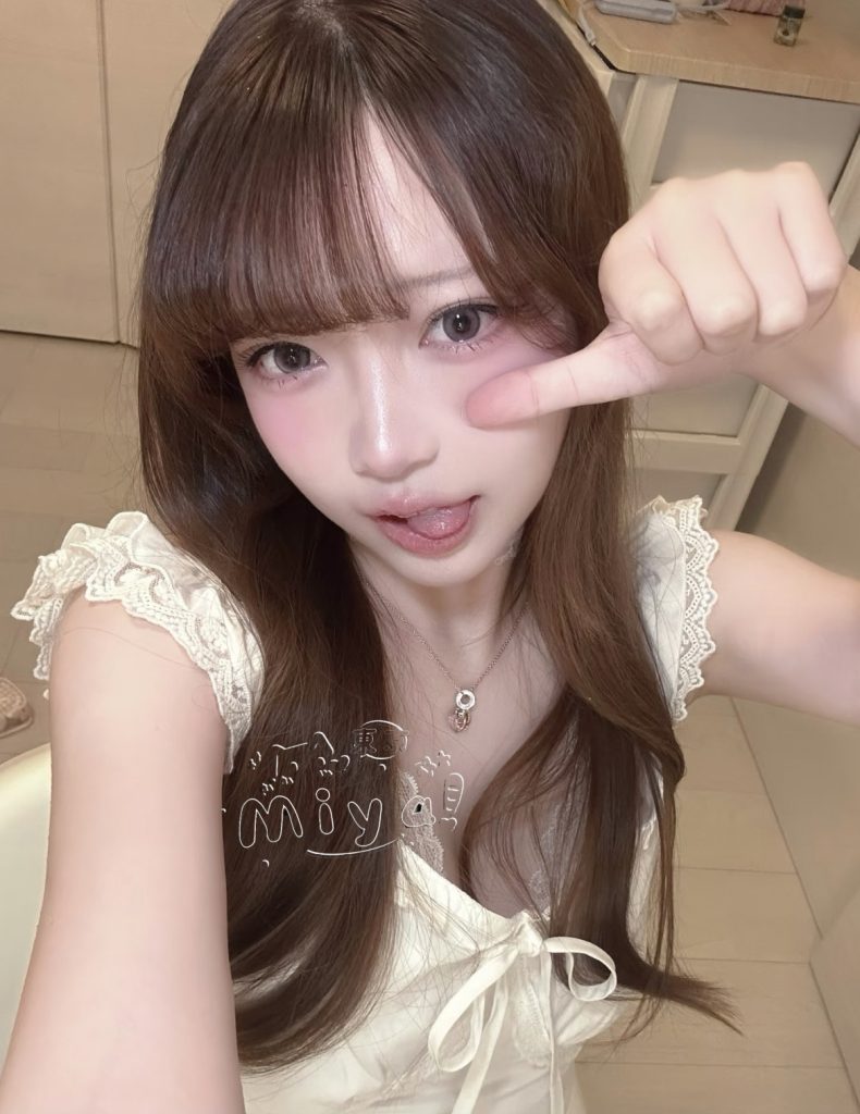「今夜はあなたのもの」見た目清楚なのに中はドスケベ…現役女子大生♥