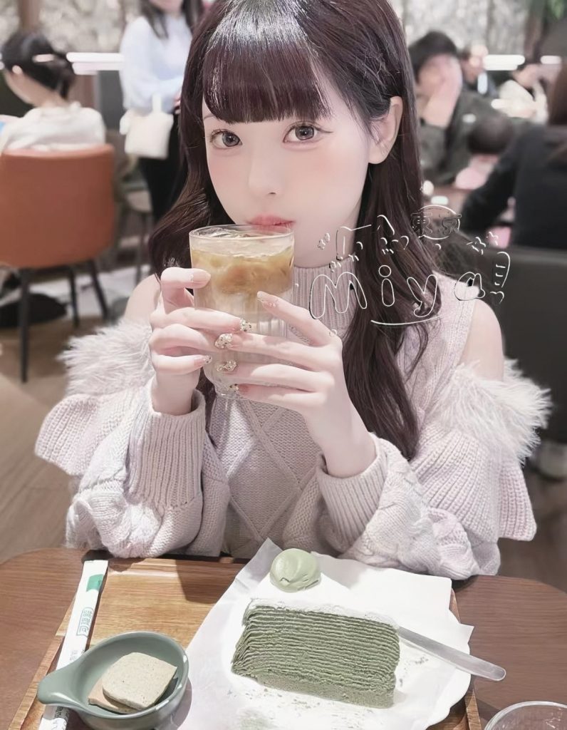 名前：あいな（Aina）年齢：21歳カップサイズ：Fカップ身長：162cm星座：おうし座（牡牛座）性格タイプ：ENFP 💫