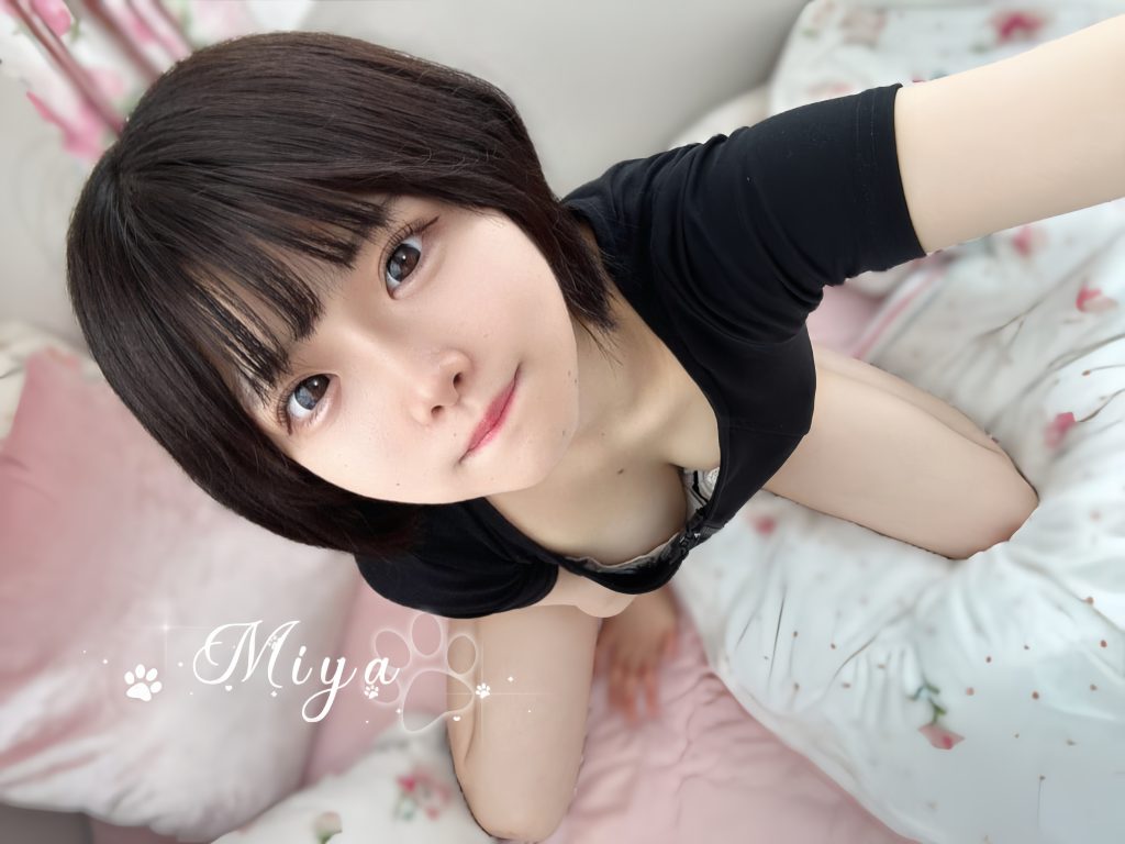セクシーで小悪魔的な子 巨乳を存分に楽しめ サービス精神旺盛