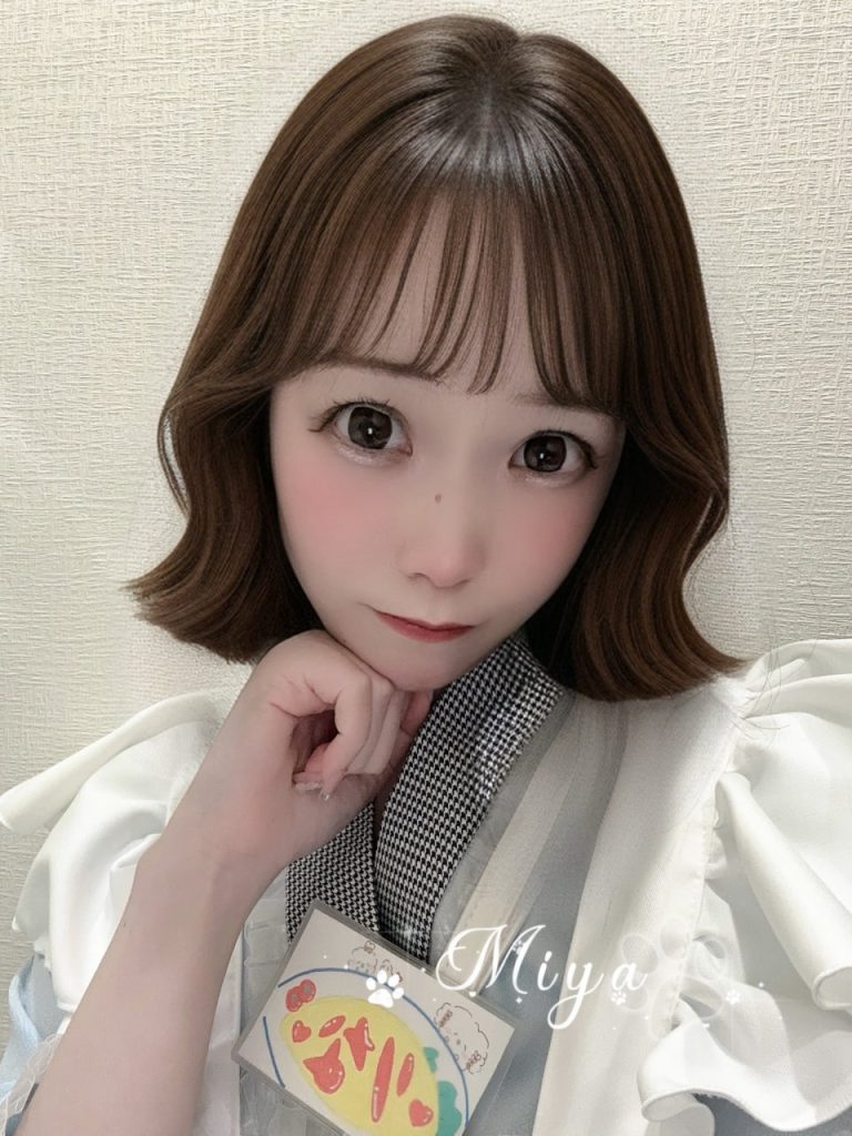 アダルトグッズ店店員 性欲が強い声がいい 叫べば叫ぶほどセクシー