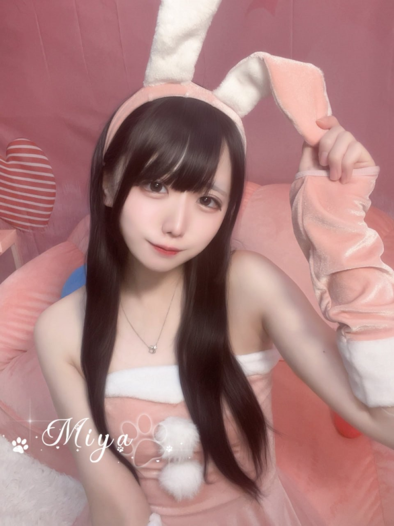 清純系美少女 パイズリやタマ舐めもOK敏感で潮吹きしやすい 小柄で肌が綺麗 声が甘い まるで彼女のような雰囲気満点