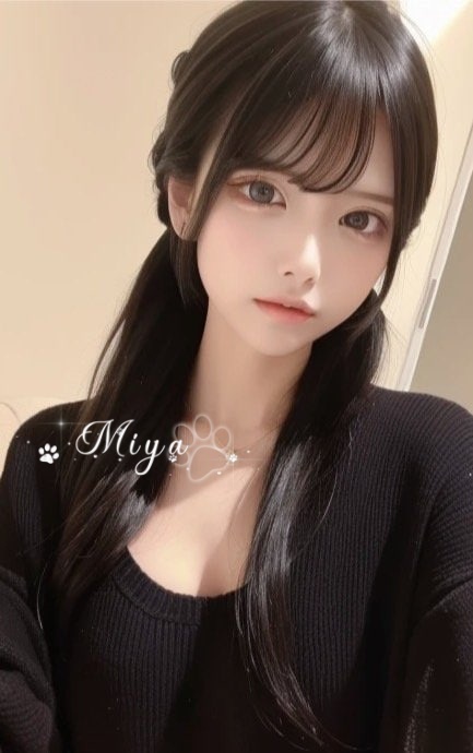 かわいいタイプの小柄な子で、欲求が強い萌えや甘えが得意で、ロリ声が魅力舌吻が大好きで、終わった後も愛のハグがあります