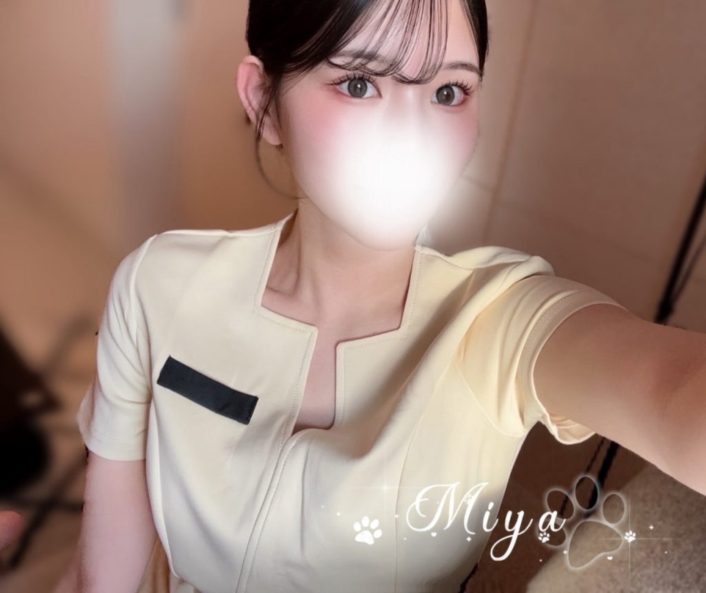 ふわふわのアソコは締まり抜群で濡れやすく、ギュッと締め付けて最高の気持ちよさをお届けします恋人同士のような甘いセックスが楽しめ、官能的な喘ぎ声が響き渡ります