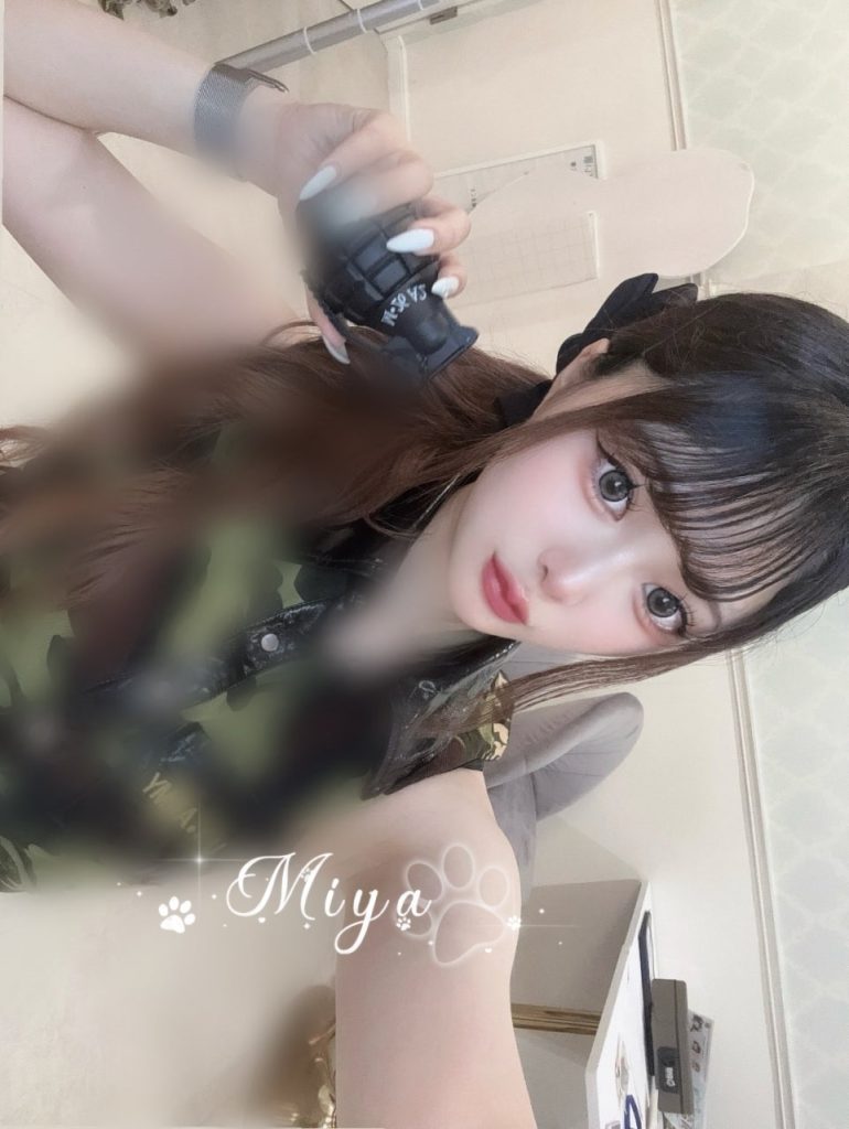 トップクラスの口技で一度は体験したい絶頂感ベッドの上での絡み合いと揺れるテクニックが一流前戯ではセクシーなダンスで誘惑し、あなたの心を掴み、熱い情熱を届けます