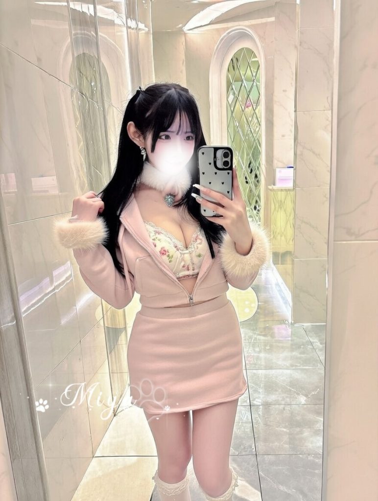 小早川 ヒナノ  幸福穴